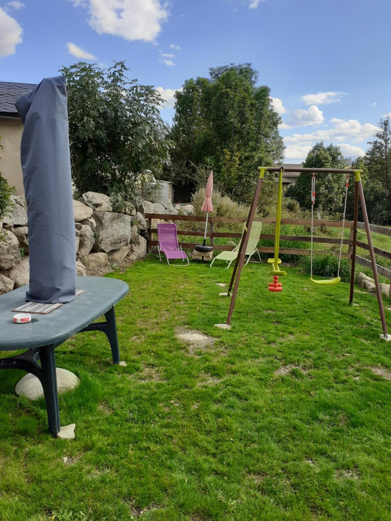Vaque Villeneuve Des Escaldes Angoustrine Eksteriør bilde